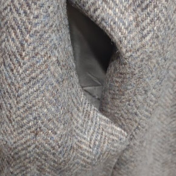 BRETTON PLACE 2 PIECE 100% WOOL GRAY BLAZER AND SKIRT LINED VINTAGE USA SIZE W16 - Picture 7 of 11